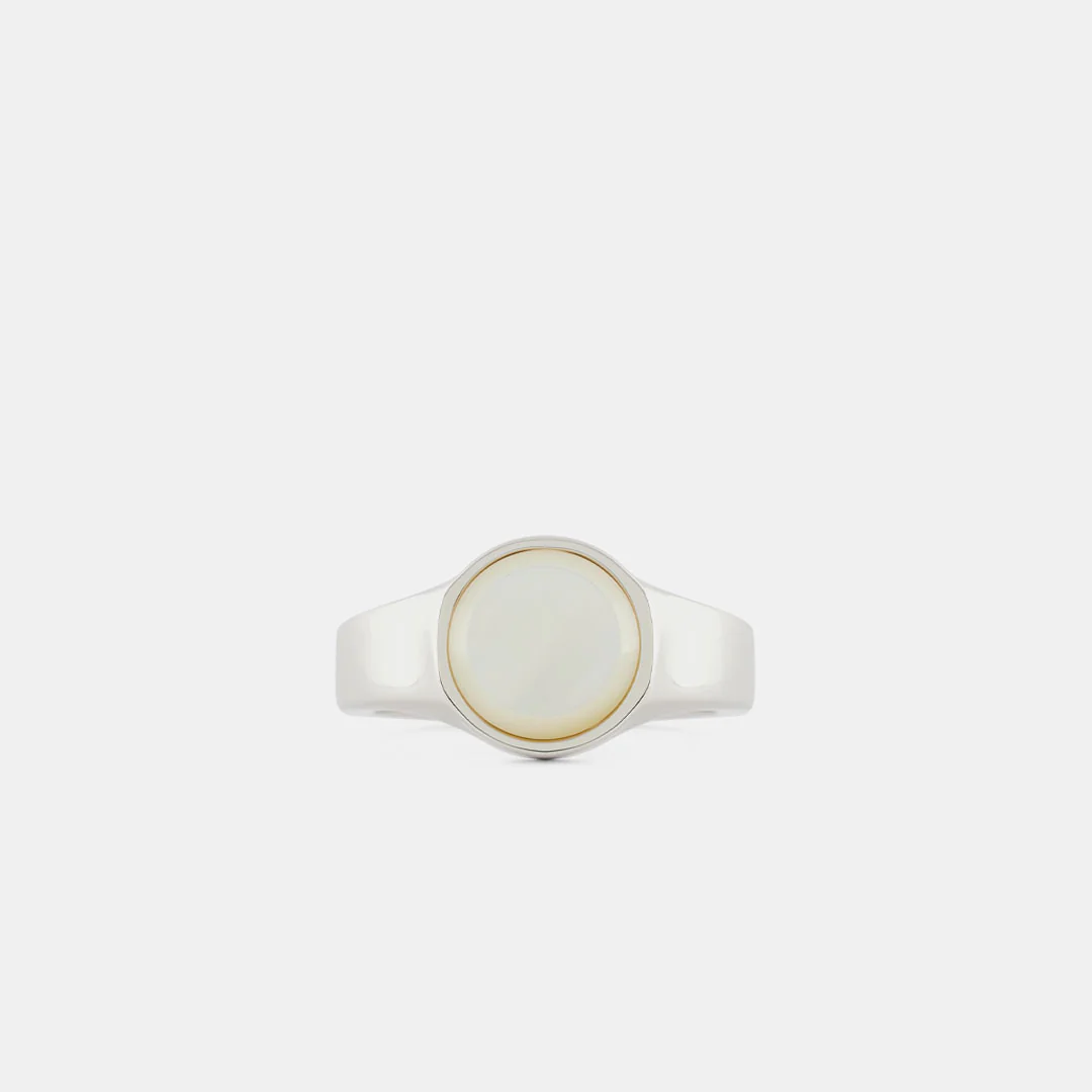Silver Round Mother Of Pearl Ring view 1
